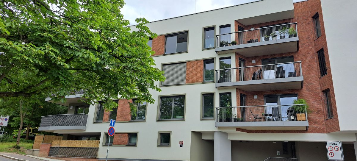 Bytový dům, Praha 5.</